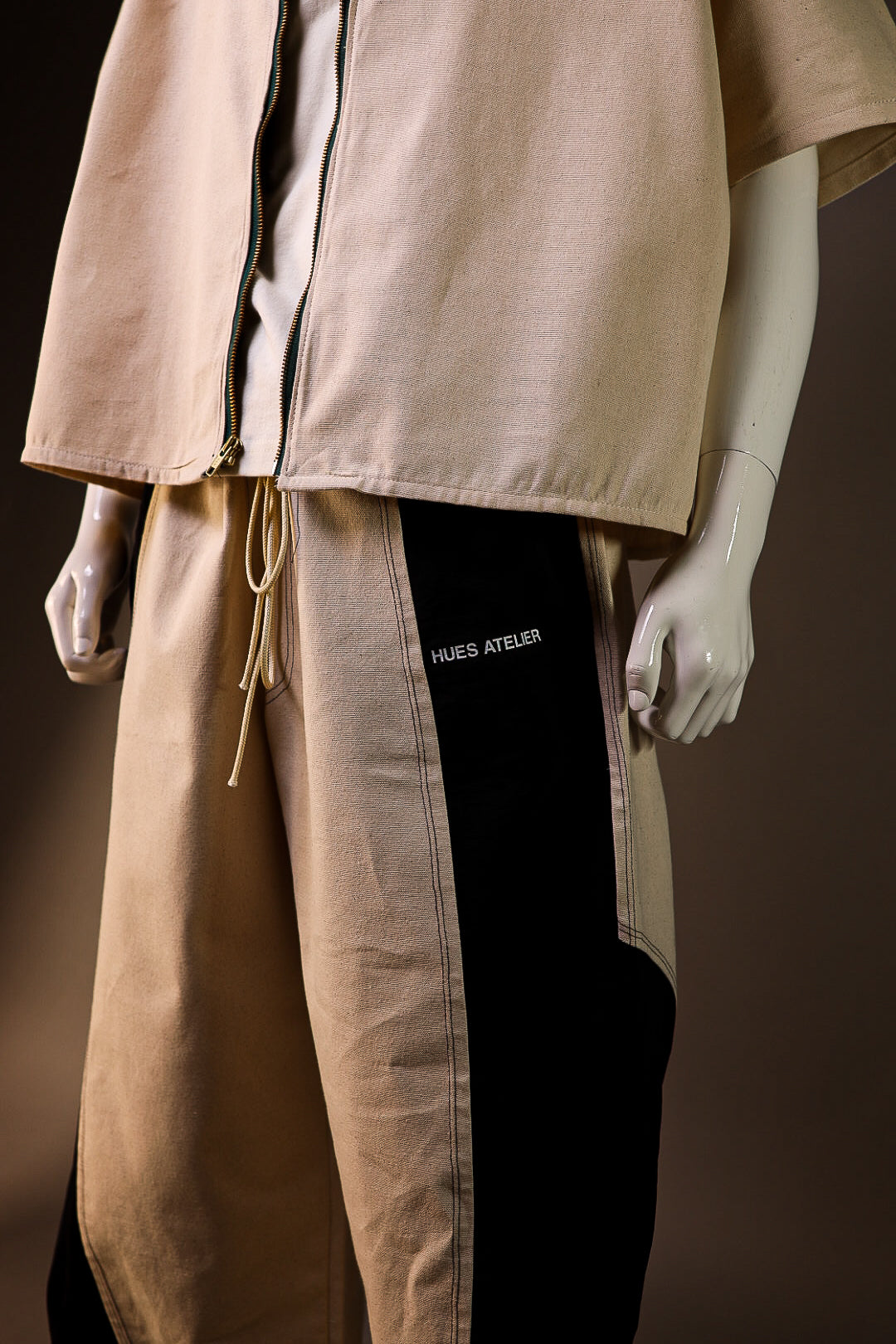 Hues Atelier Track set.