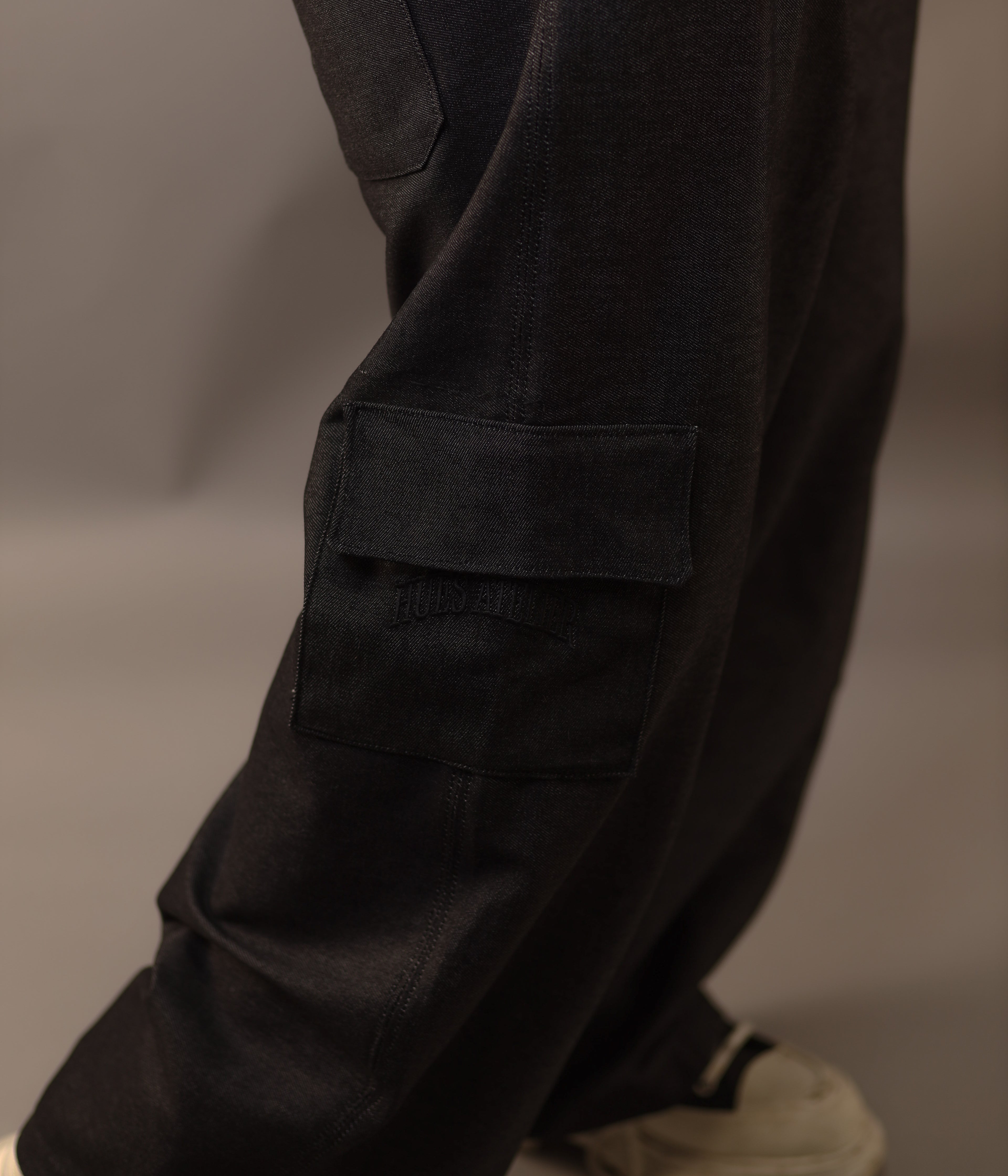 Noir By Hues Atelier | Cargo Pants
